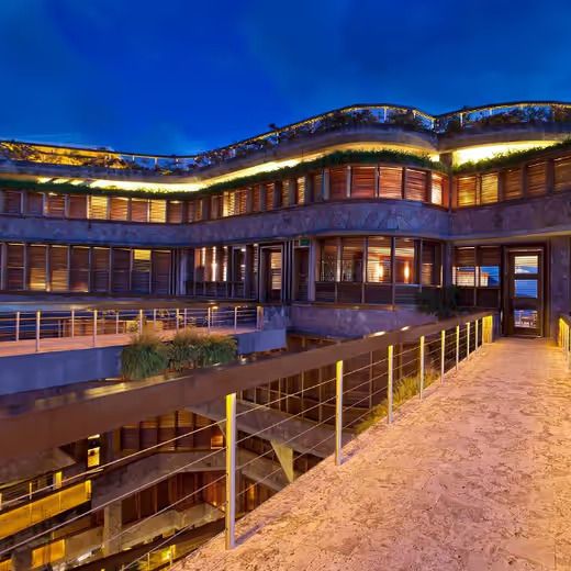 Jade Mountain hotel in St Lucia