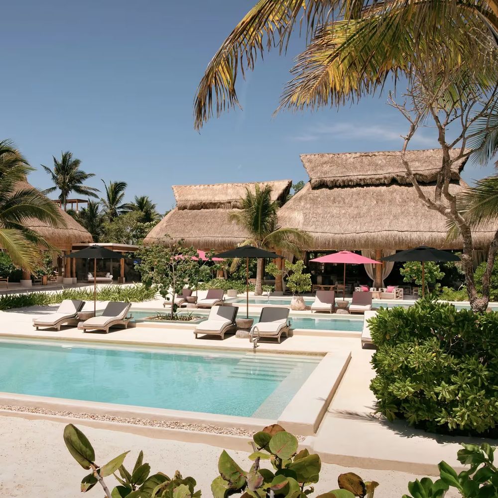 Mayakoba Riviera Rosewood pool