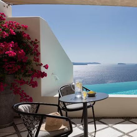 Canaves Oia private pool and balcony terrace 