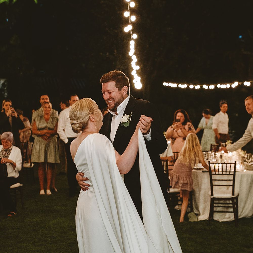 First dance for couple 