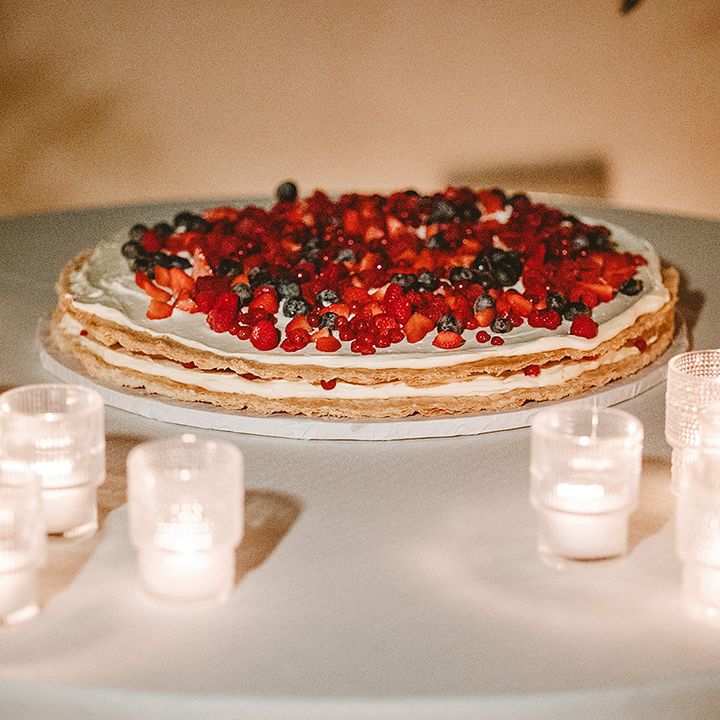 Millefoglie wedding cake 