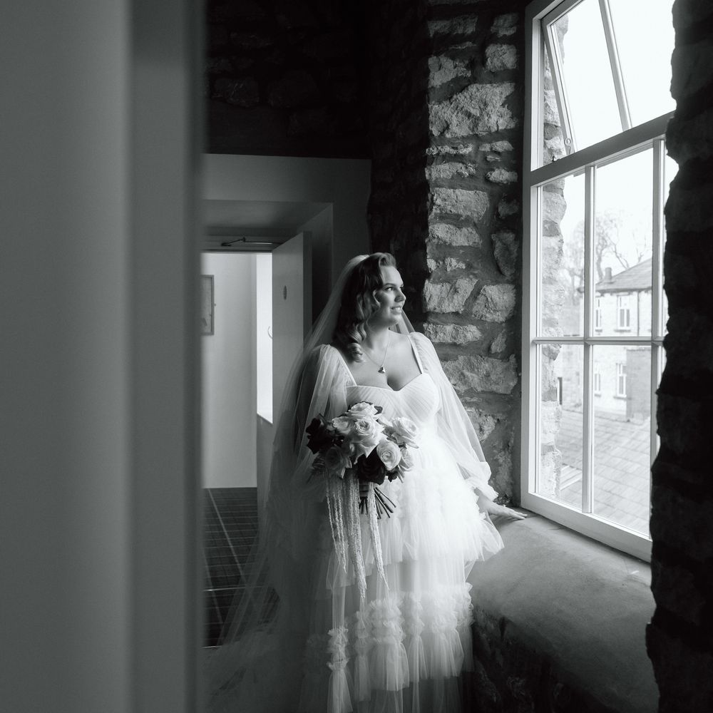 bride long sleeve tulle dress