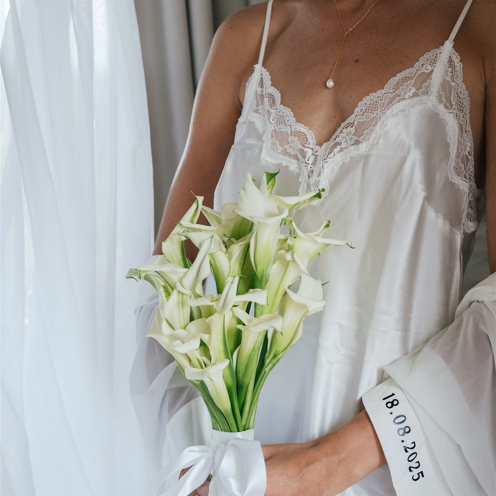 calla lily long stem bouquet