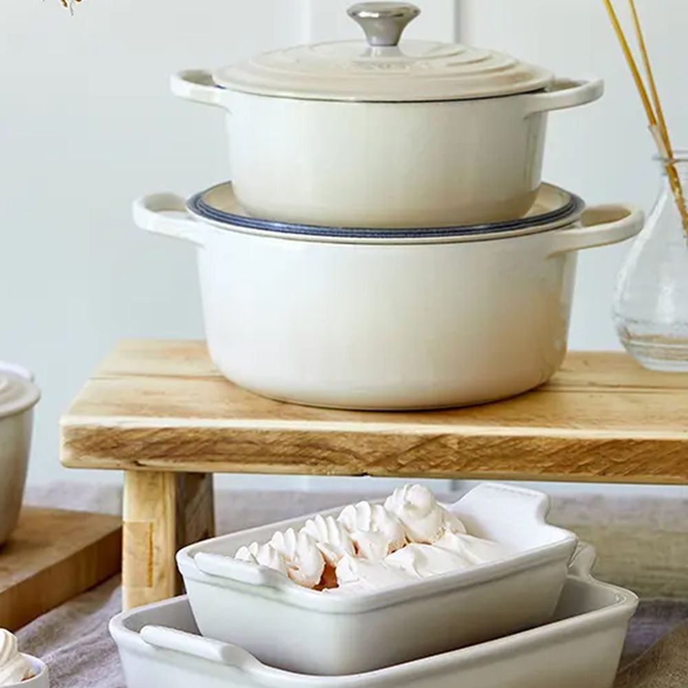 Le Creuset Signature Cast Iron Round Casserole