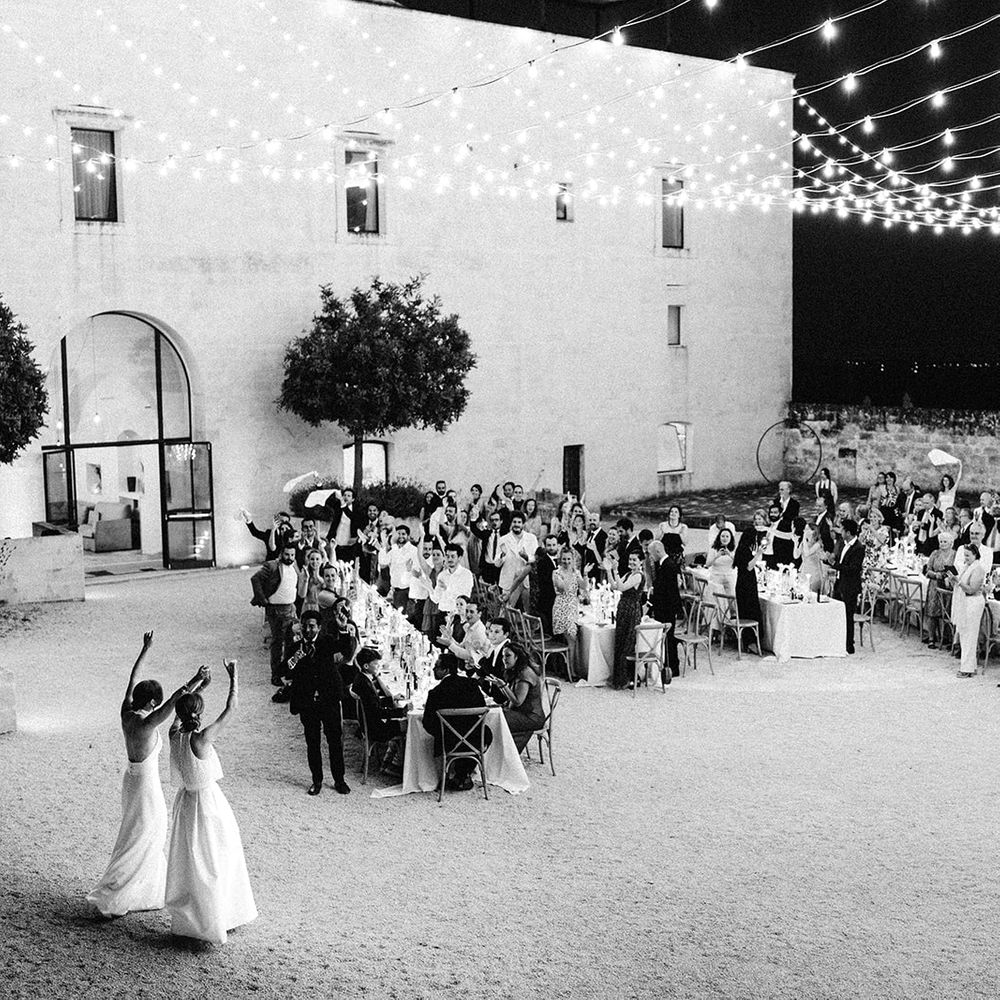 outdoor fairylight italian reception