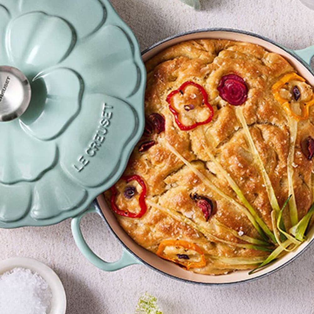 The Wedding Shop Gift List Giveaway Le Creuset Cast Iron Petal