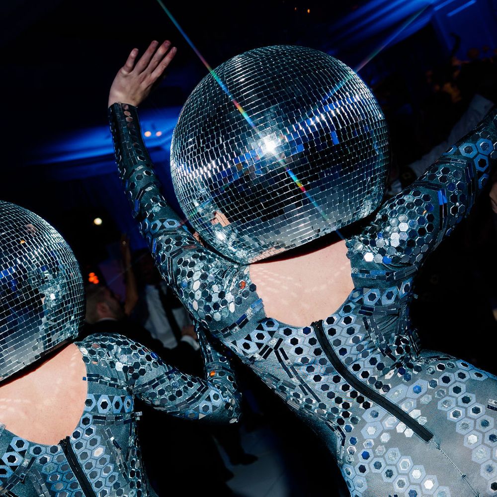 professional go go dancers wedding entertainment