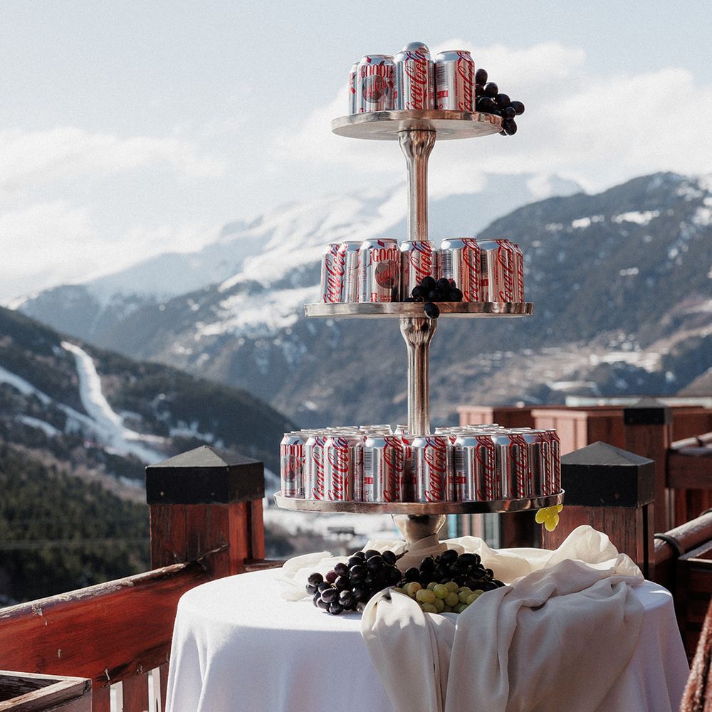 diet coke champagne tower alternative