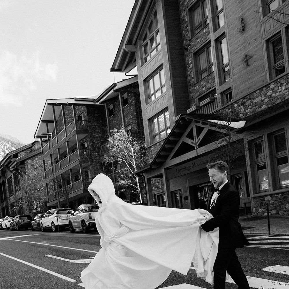 winter wedding bride cape mountain village crosswalk