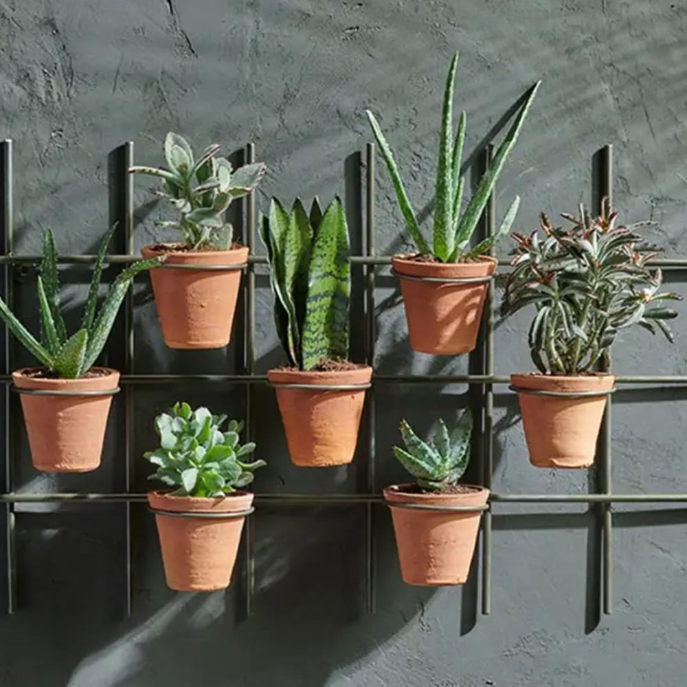 Nkuku Jara Wall hung planter, Terracotta/Black 