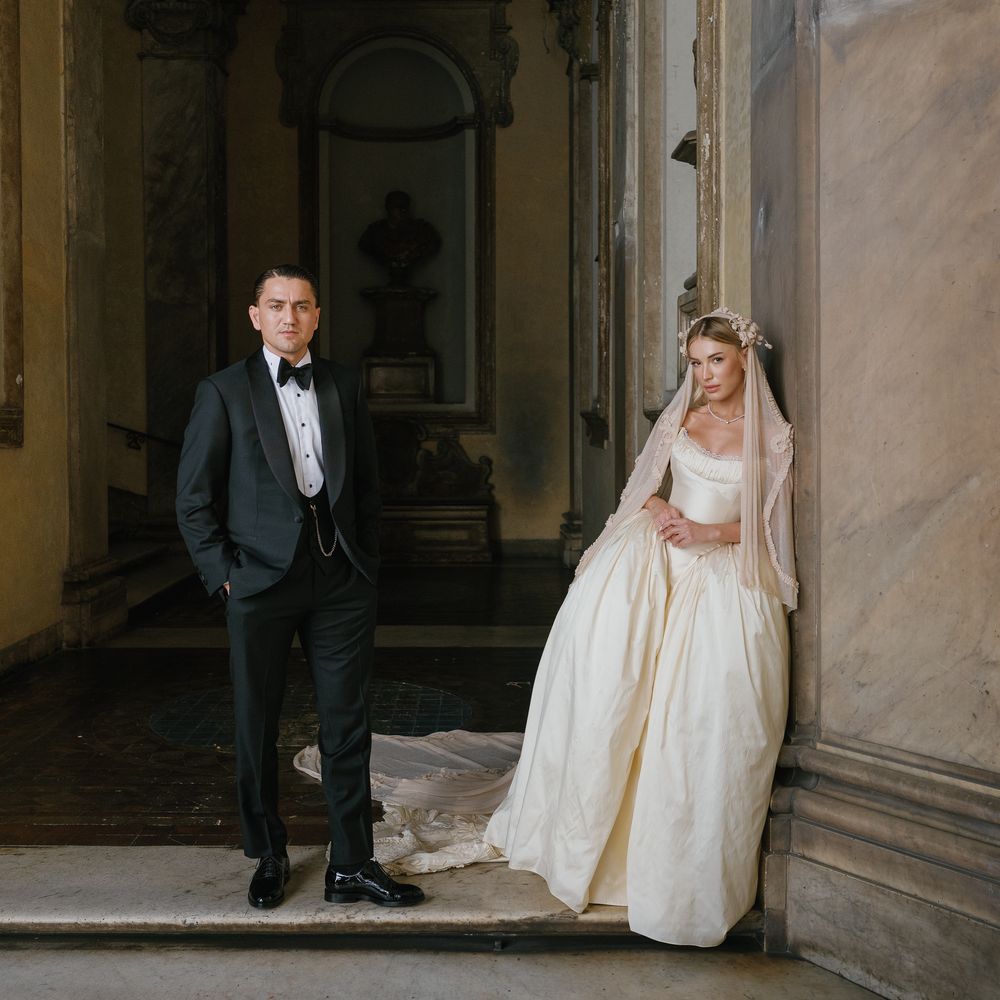 bride and groom pose elegant castle rome