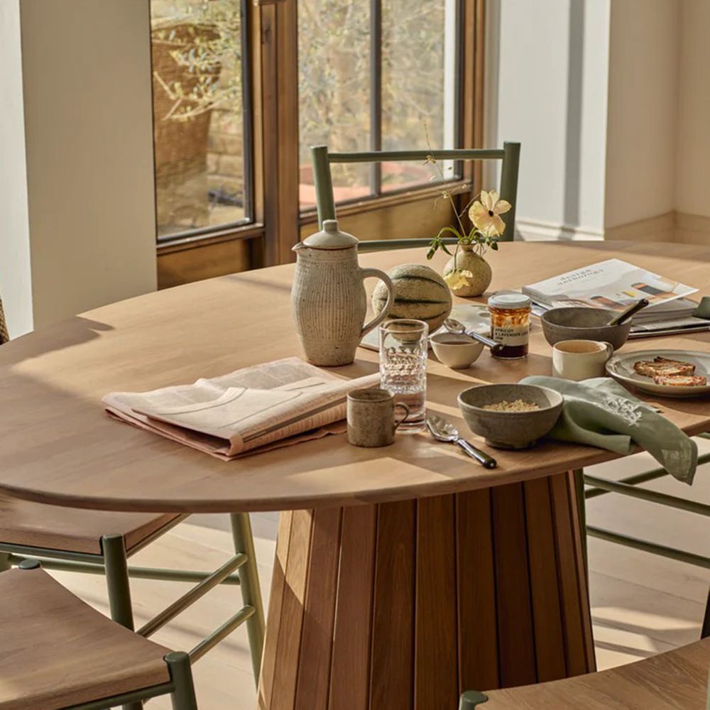 neptune-tables-stratford-elliptical-dining-table