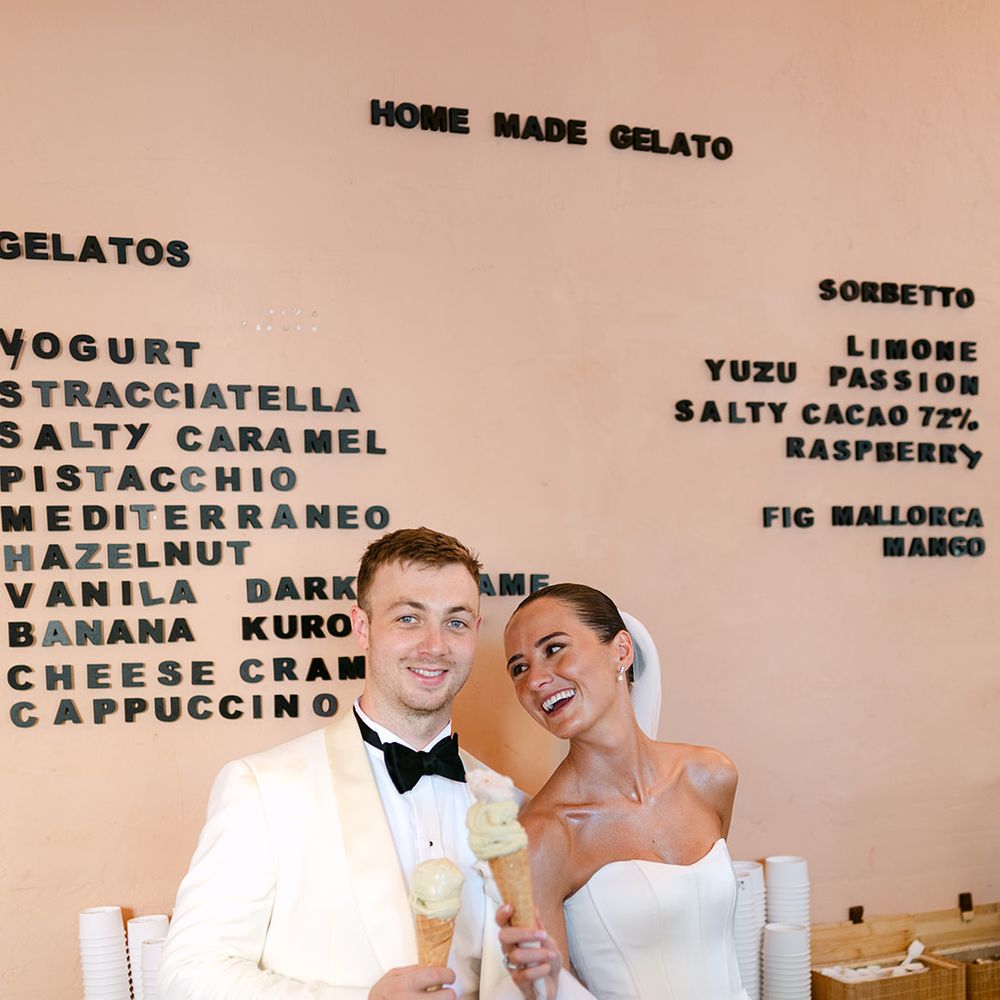 bride groom gelato cones