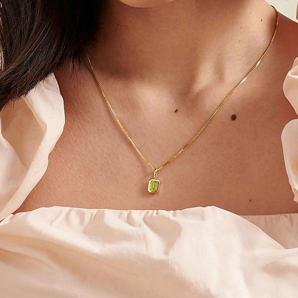 edge of ember peridot gold necklace