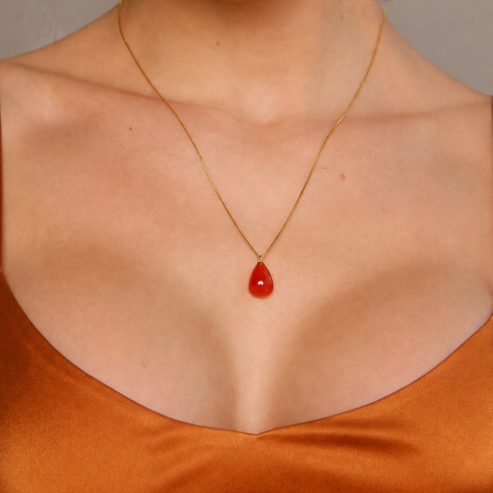wolf and badger sardonyx gold necklace august birthstone jewellery