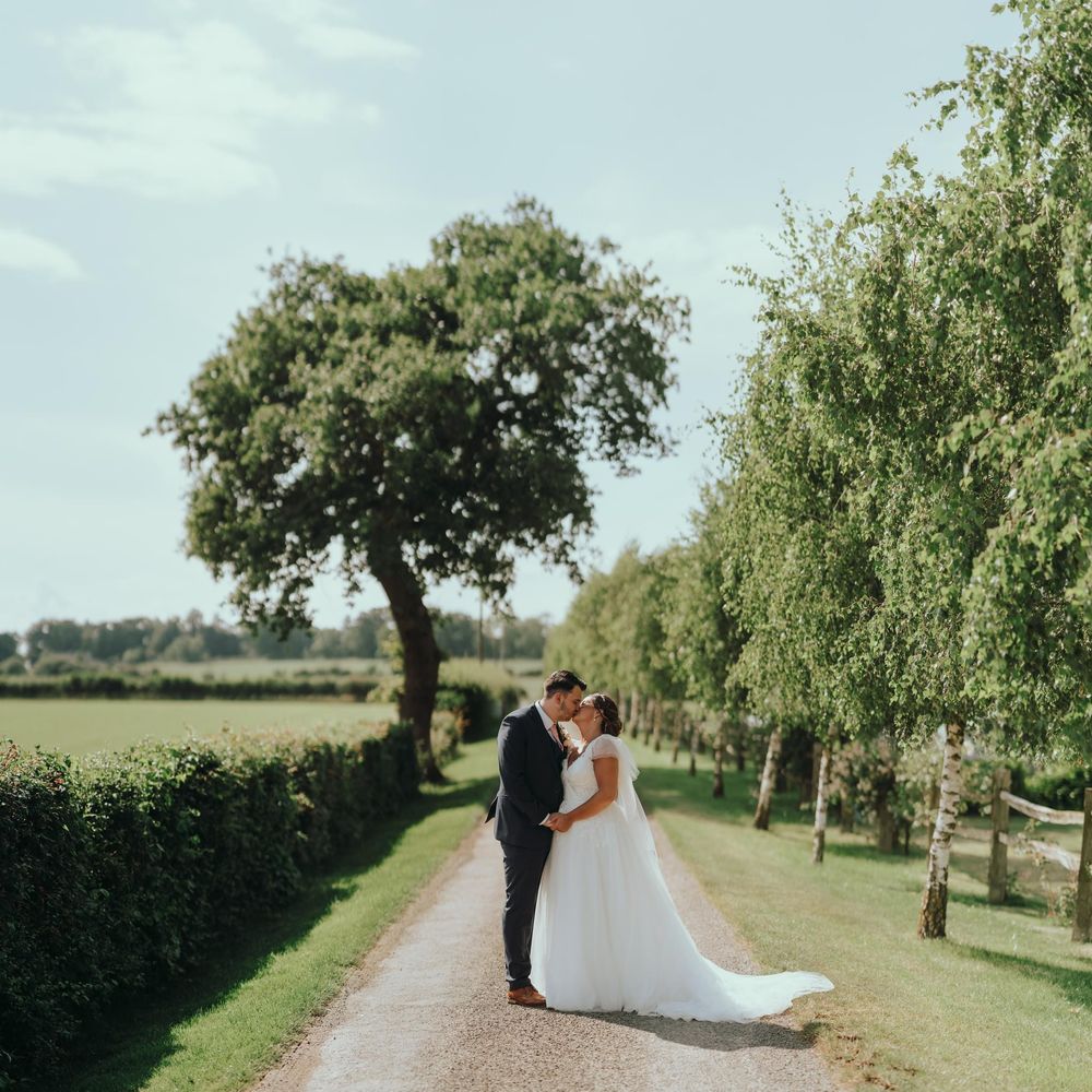 Stratton Court Barn | Wedding Venues in Oxfordshire