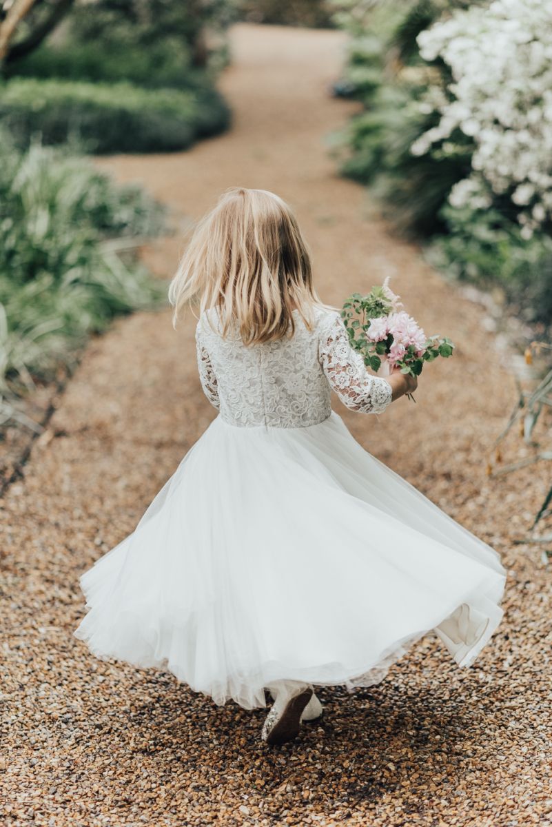 Flower girl 2025 tulle skirt uk