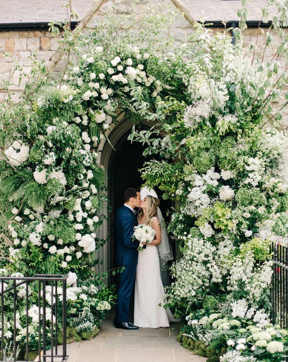 Elegant Chiswick House & Gardens Wedding by M&J Photography