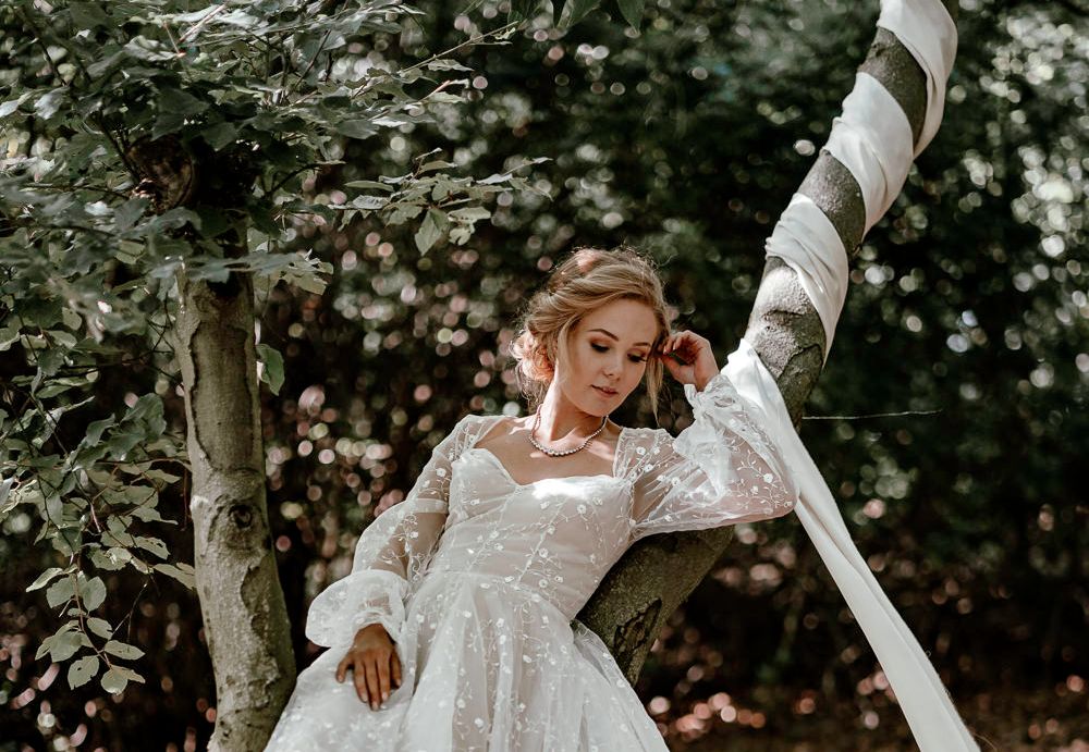 Sherwood Glade Sustainable Luxe Wedding Inspiration with Vintage Decor