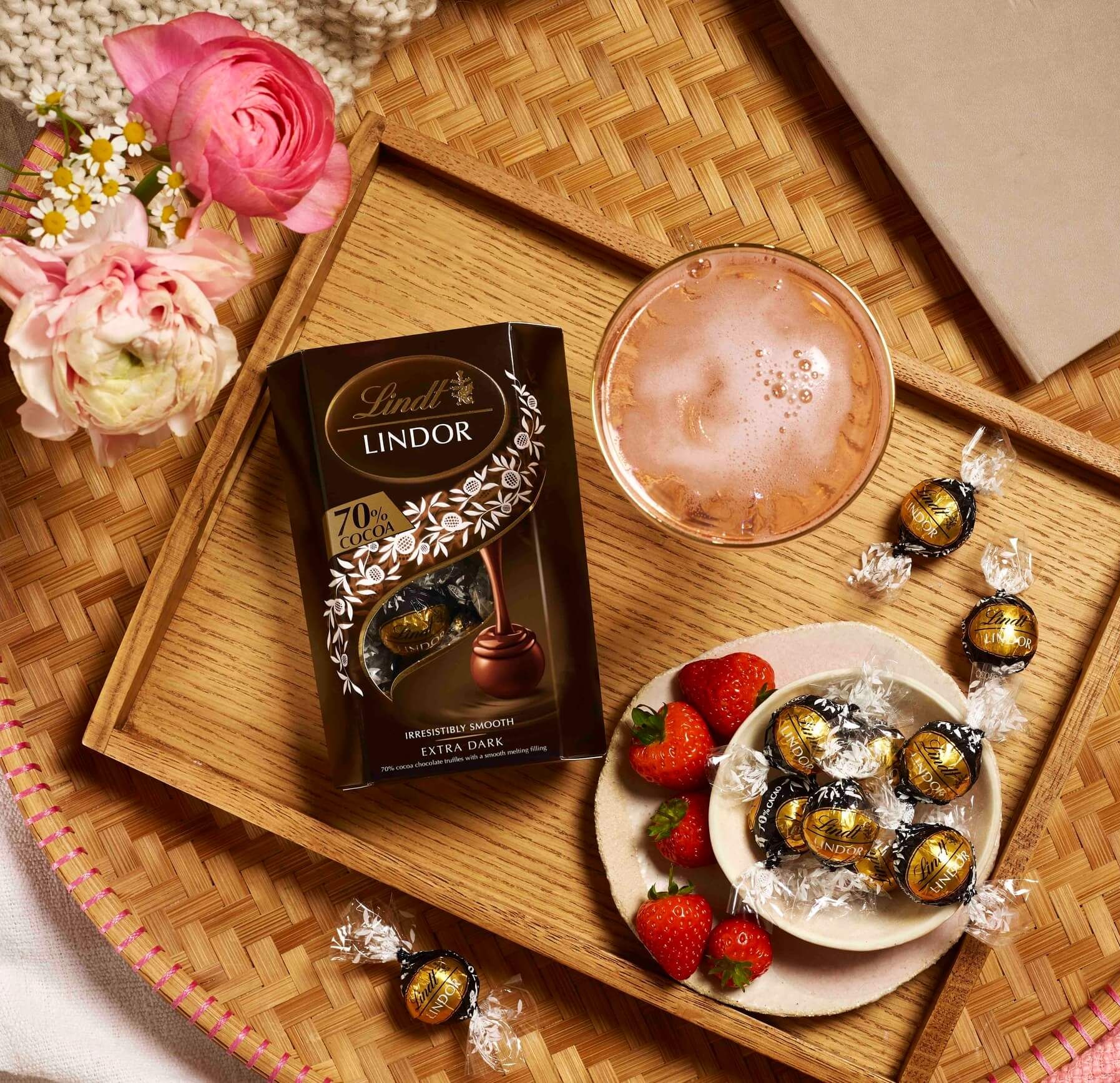 lindt-lindor-new-dark-chocolate-truffles-valentines-day-chocolates.jpg