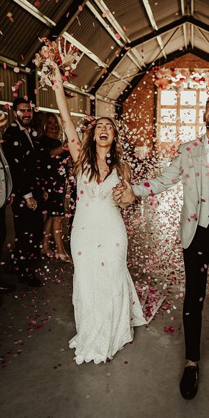 The Giraffe Shed wedding with confetti exit