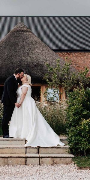 brickhouse vineyard devon wedding