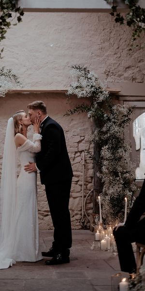 white winter wedding flowers altar decor