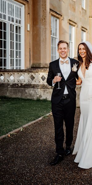 Nonsuch mansion wedding with champagne colour palette