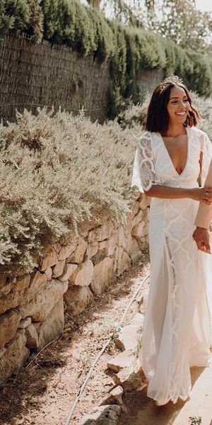 Honeymoon gift list comparison 