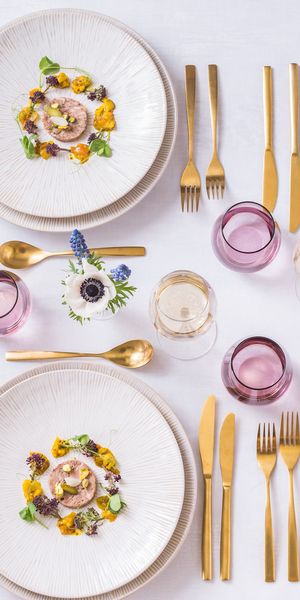 Wedding caterer tablescape