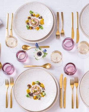 Wedding caterer tablescape