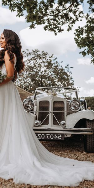 Chafford Park wedding with boho luxe theme