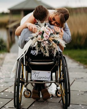 becky-frankie-quantock-lakes-wedding