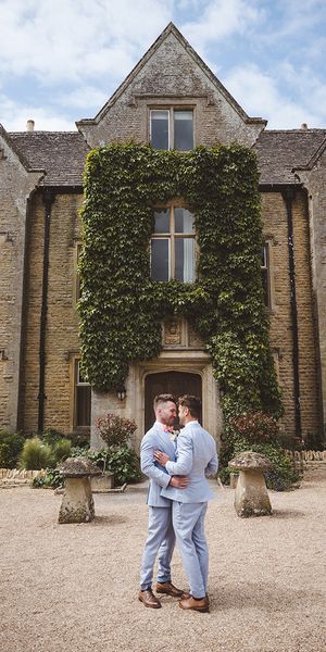 hyde-house-wedding-with-two-grooms-for-gay-wedding