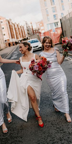 jodie-oliver-trafalgar-warehouse-wedding-with-metallic-bridesmaid-dresses