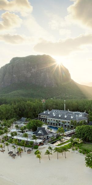 the-st-regis-le-morne-resort-mauritius
