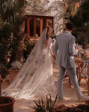 lyndsey steve atzaro hotel wedding