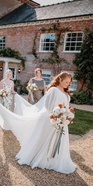 Real plus size bride Kirstie in stunning ivory crepe and chiffon wedding dress - Becky Wright Photography