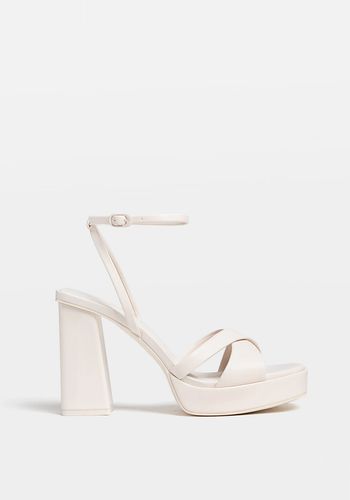 stradivarius-highheel-platform-sandals.jpg