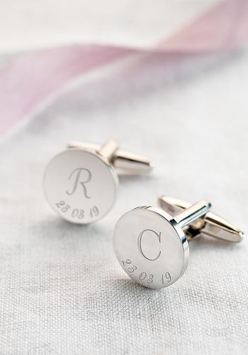 Groomsman gift idea from Bloom Boutique - personalised cufflinks with name and date 