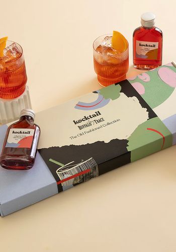 Alcohol groomsmen gift idea from Kocktail - old fashioned cocktail kit 