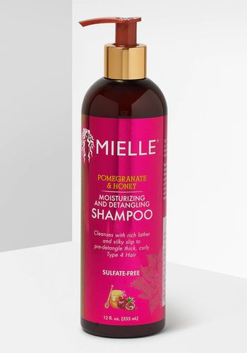 detangling shampoo from Mielle from the Pomegranate & Honey range