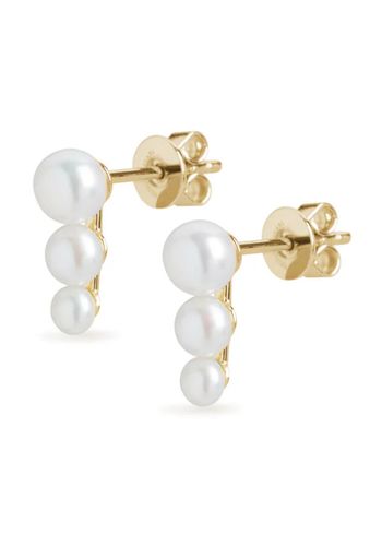 olivia-and-pearl-trio-cloud-pearl-stud-earrings