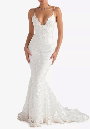 A Guide to Wedding Dresses for Different Body Types A Guide to Wedding Dresses for Different Body Types