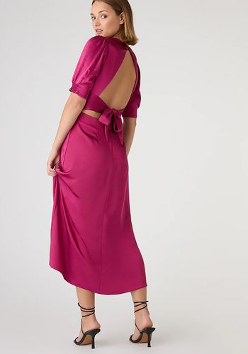 Magenta autumn wedding guest dress from Omnes