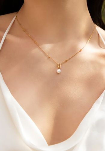  dainty mini pearl pendant necklace with luxury 18k Gold plated stainless steel 