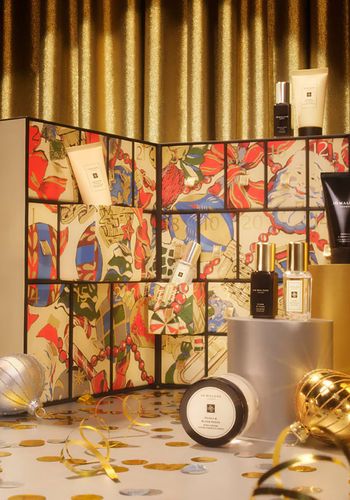 jo malone luxury advent calendar with twenty-five scented surprises