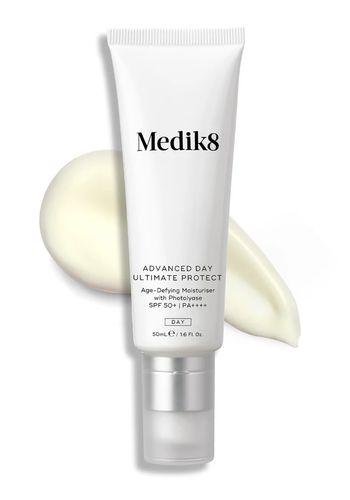 Moisturising product from Medik8 that protects the skin from UV rays, reduces the look of fine lines and wrinkles, while deeply hydrating the skin.