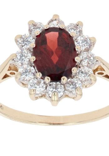  9ct yellow gold garnet and cubic zirconia cluster ring