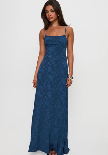princess polly baby blue dress How to Pick a Bridesmaid Dress for Your Body Type